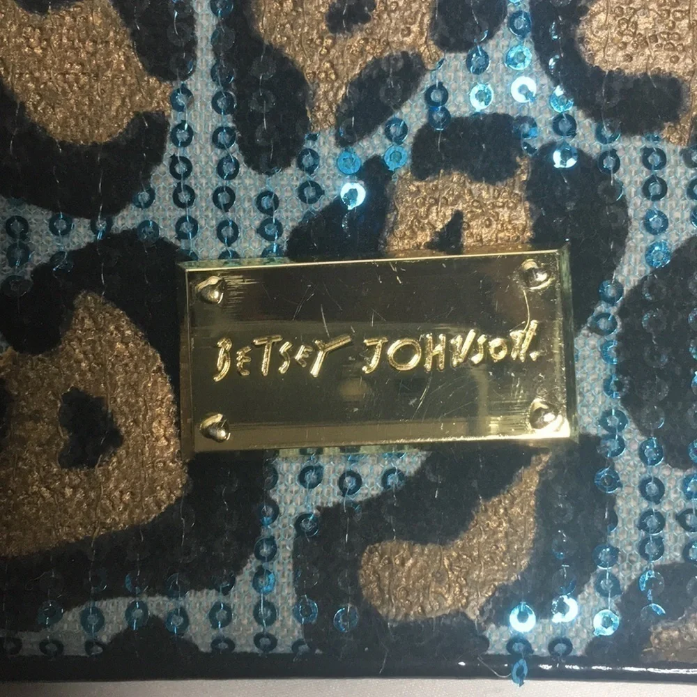 Betsey Johnson betsey johnson